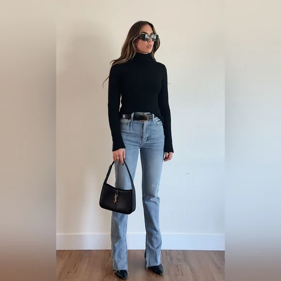 Saint Laurent Black Shoulder Bag - Picture 16 of 16